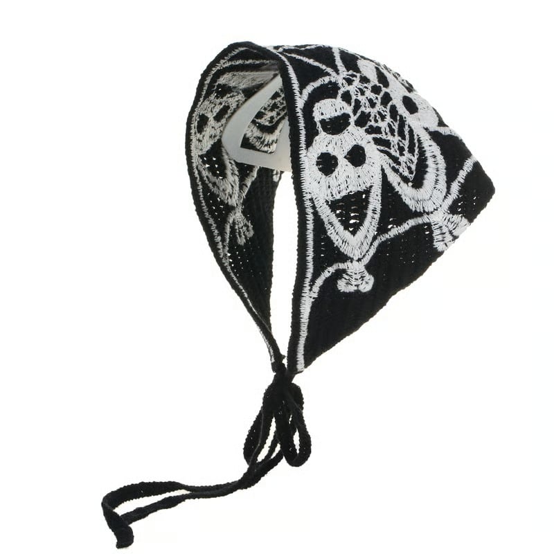 🕷️ Foulard tricoté à motif toile d’araignée pour Halloween 🕷️