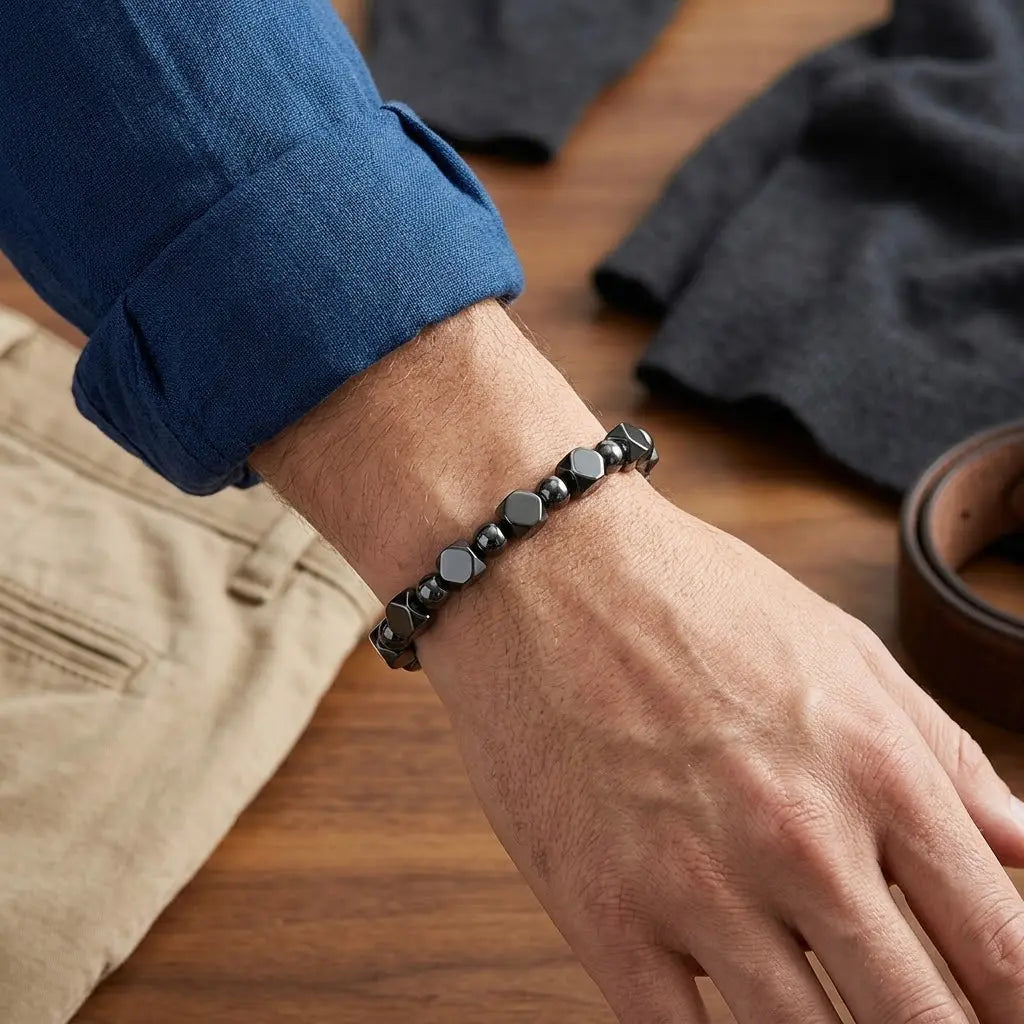 🖤 Bracelet de protection en hématite pour papa – Bracelet minimaliste en perles de pierre, cadeau de fête des Pères significatif pour lui